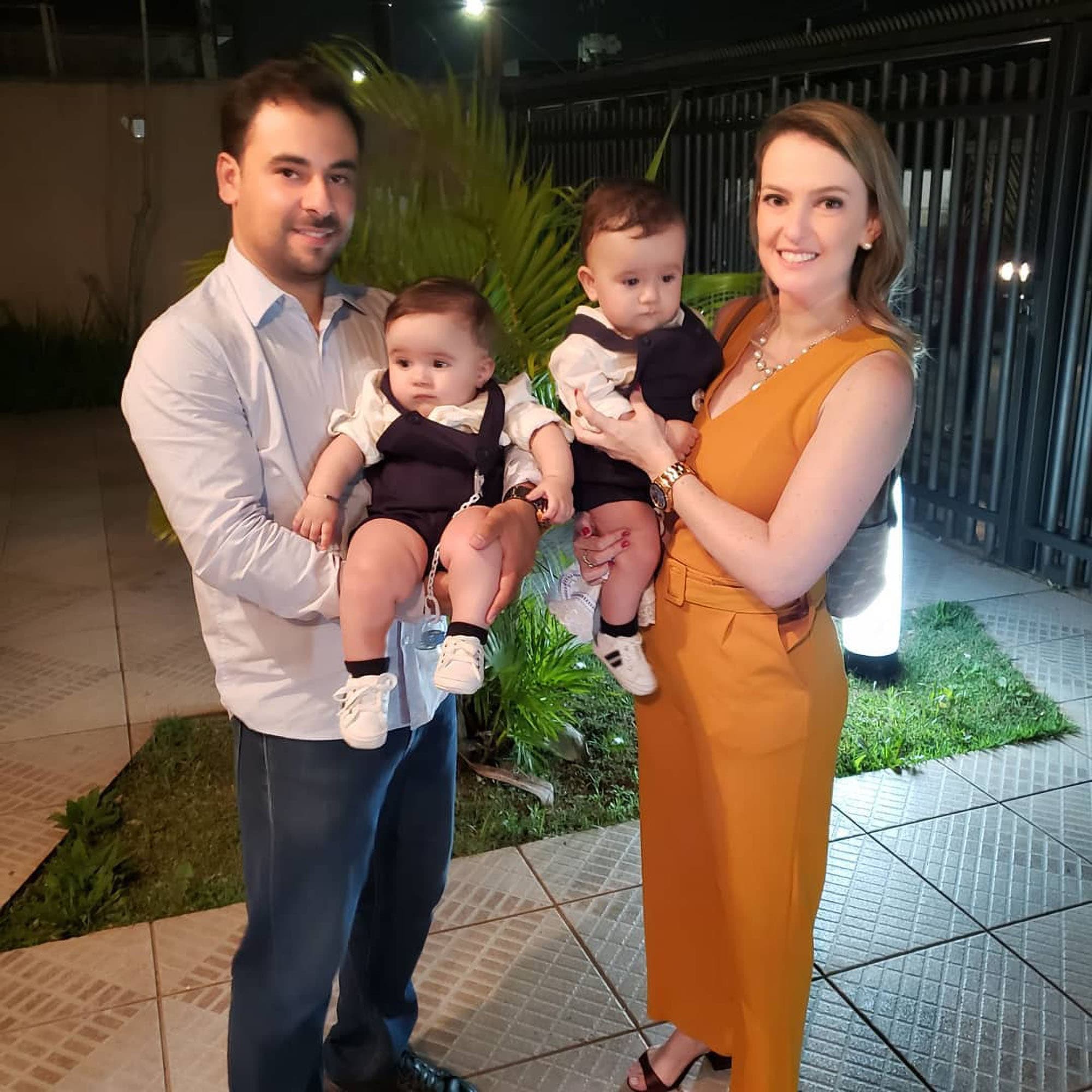 The victim, Erica Fernandes Ceschini who was allegedly killed by her husband Leonardo Souza Ceschini, with the suspect and their two sons. Note: Private picture.(@marysilvadnc/Newsflash)
