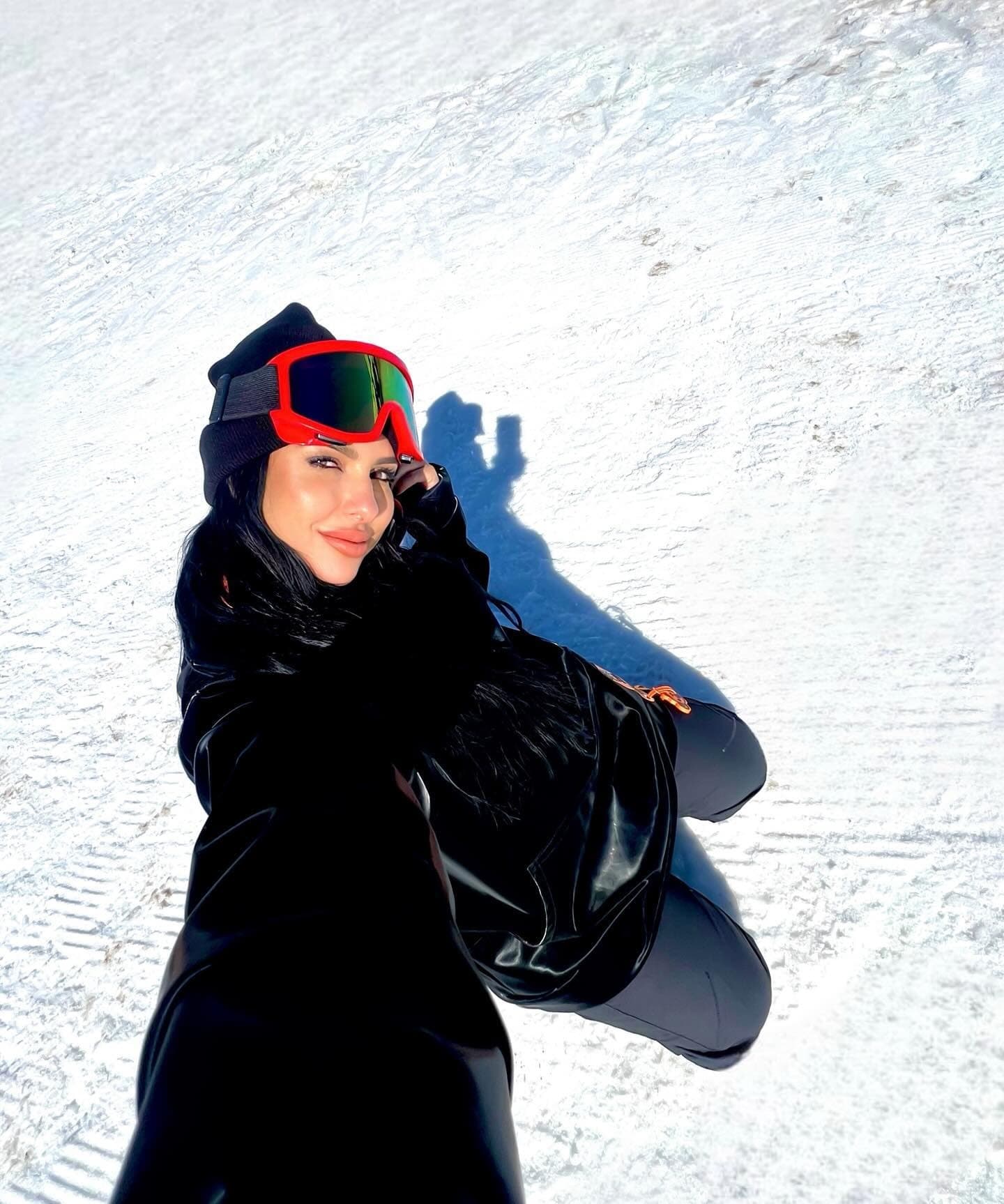 Businesswoman Larissa Nara Rezende, 42, poses in undated photo. She was arrested at Guarulhos airport, Brazil. Note: Private photo taken from social media. (Newsflash/NX)