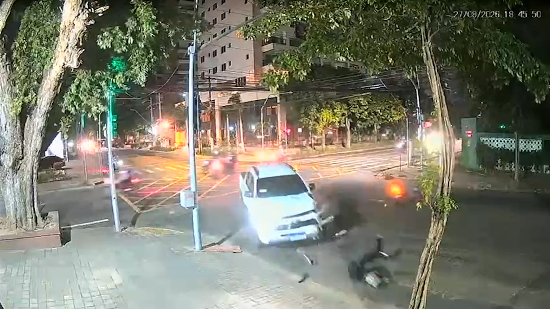 Joelisson Gomes de Souza, 31, is hit by a driver running a red light, in Manaus, Brazil. He died from his injuries.  Note: Photo is a screenshot from a video. (Newsflash/NX)