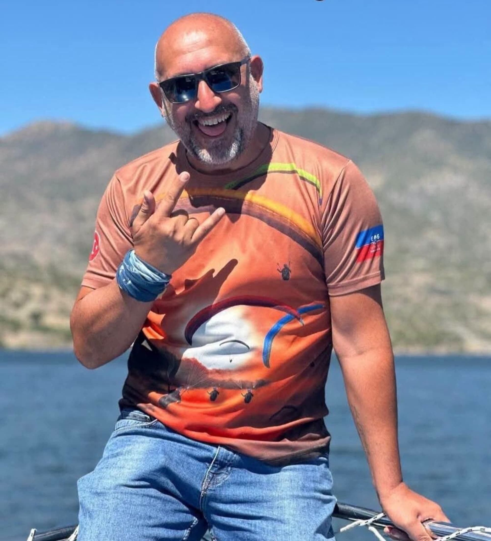 Moment Veteran Pilot Plunges Nearly 100ft To His Death After Paraglider Loses Lift