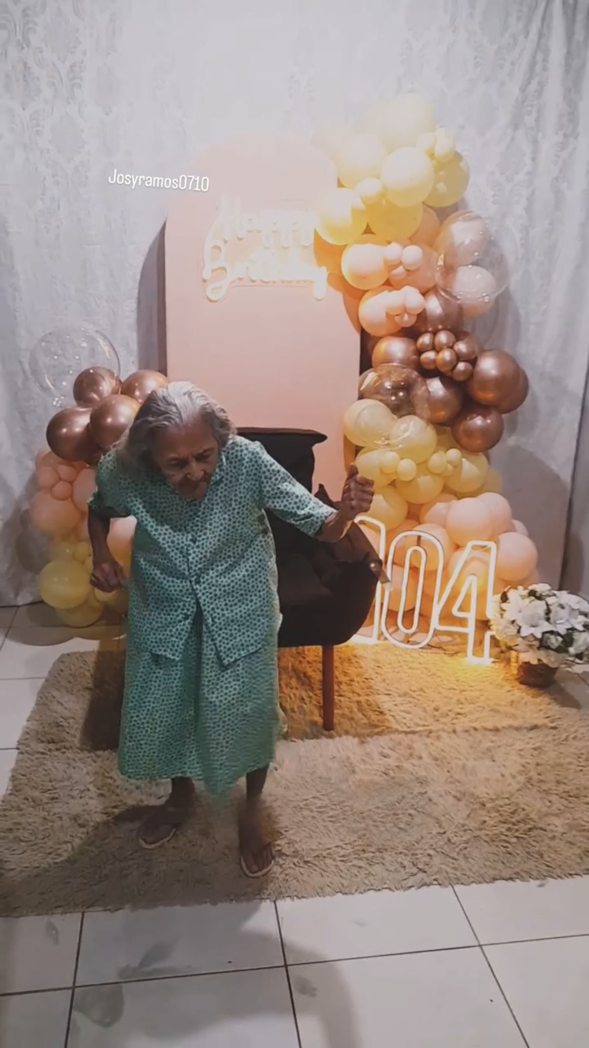 Brazilian Gran, 104, Goes Viral Dancing At Birthday Bash