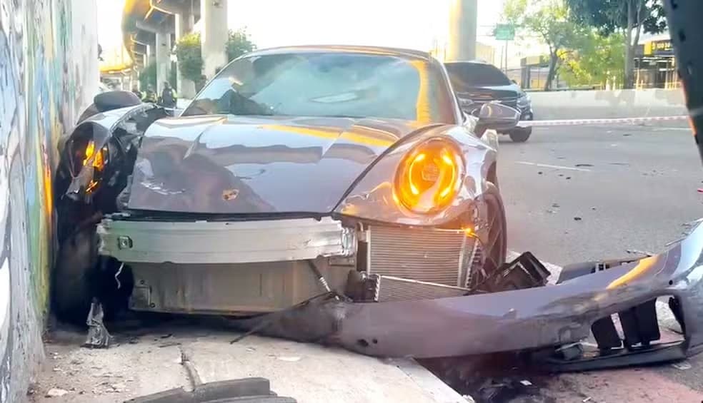 Picture shows the crashed Porsche in Sao Paulo, Brazil. Fabio Giga lost control of the vehicle. Note: Private photo. (Newsflash/NX)