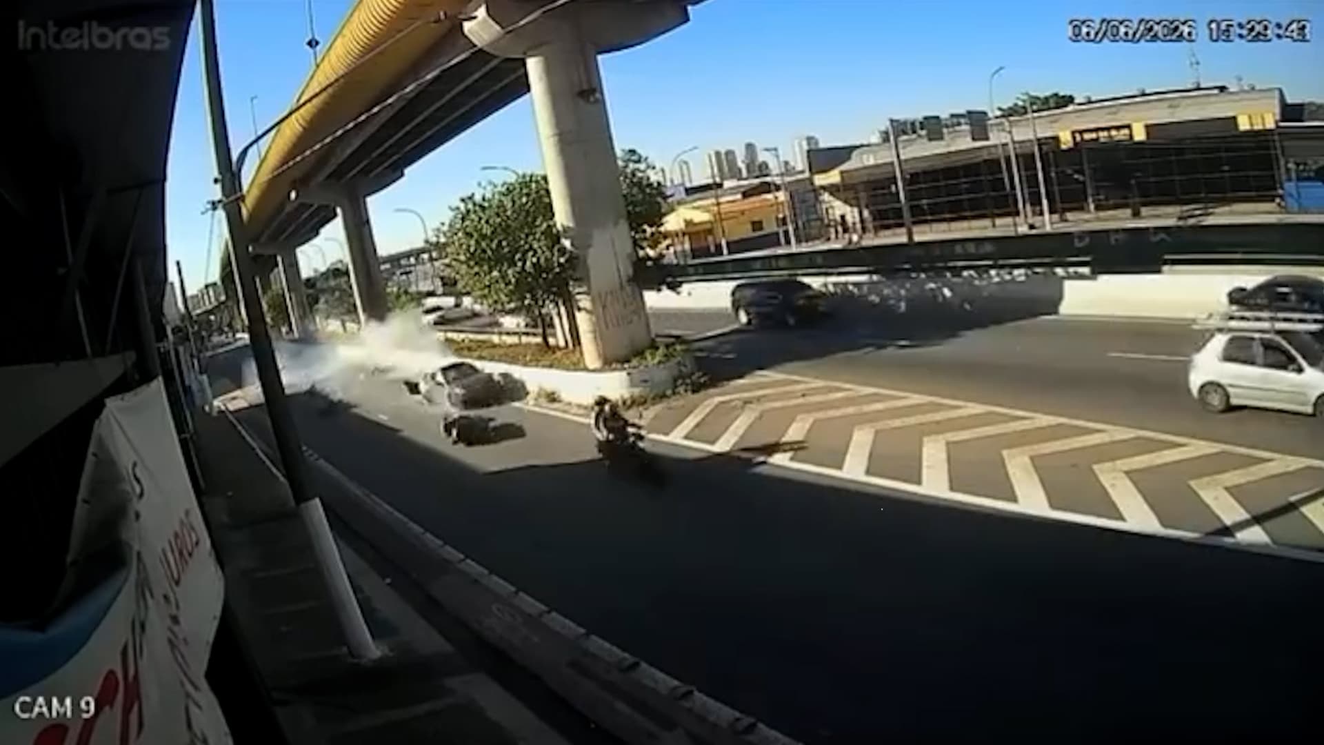 Porsche driver loses control and crashes in the South Zone of Sao Paulo, Brazil, June 6, 2026. Note: Photo is a screenshot from a video. (Newsflash/NX)