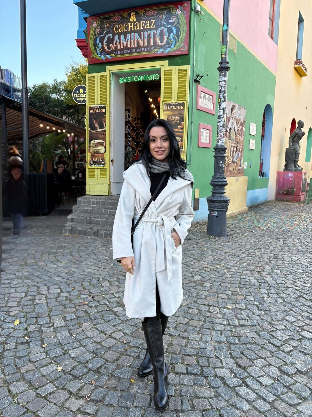 Jessica Soares poses in undated photo. She confronted a stranger who attempted to rape her in her apartment in Baueri, Brazil. Note: Private photo taken from social media. (@nutrijessicasoares/Newsflash/NX)