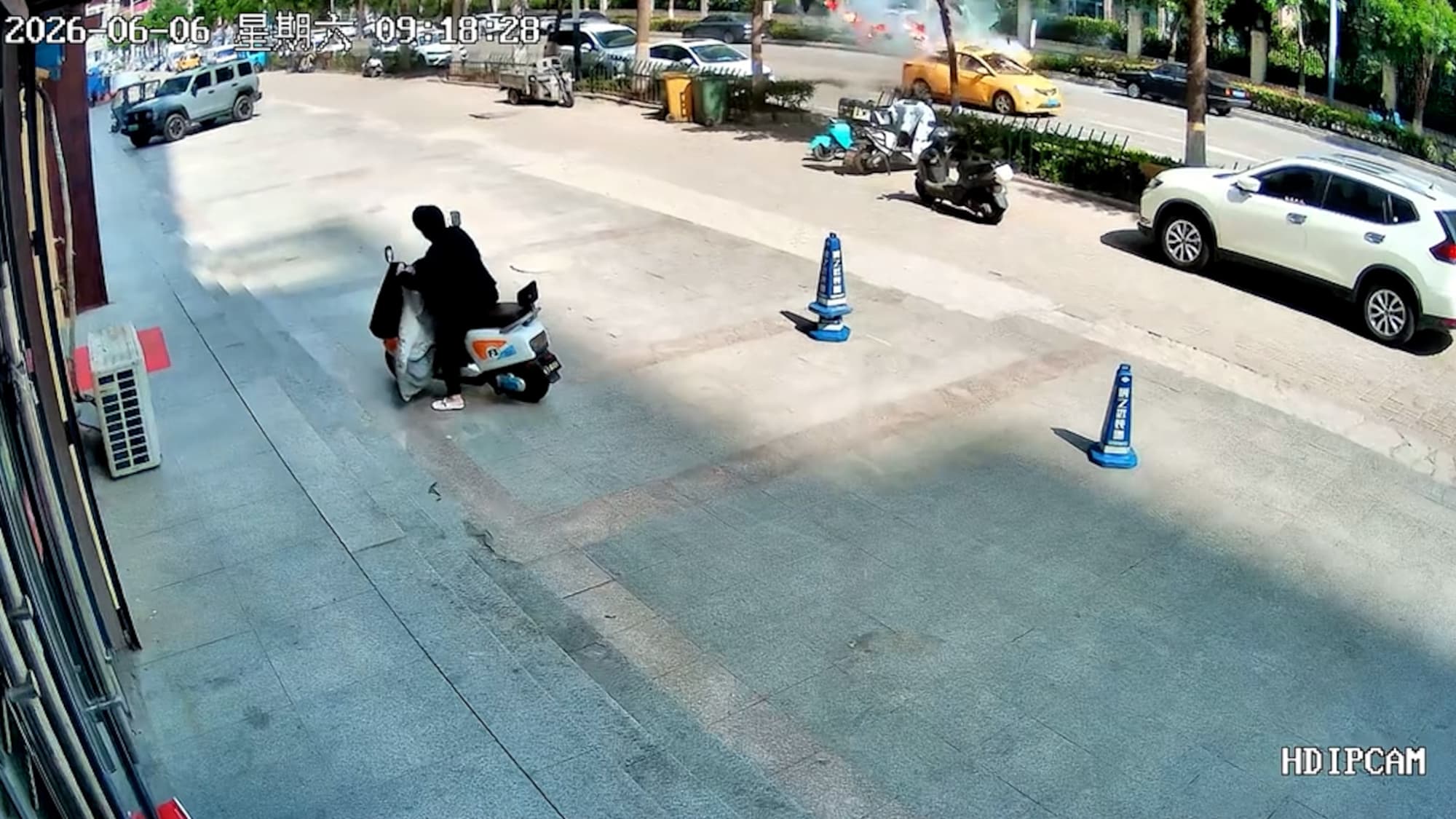 China Car Converted To Gas To Save On Petrol Price Explodes In Street