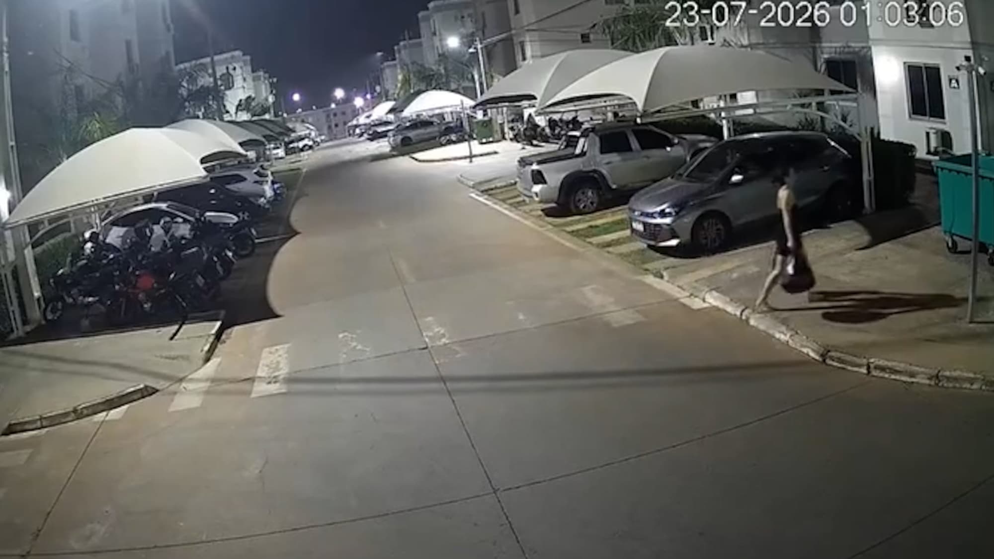 Mother throws newborn baby into a rubbish bin in a condominium in Varzea Grande, Brazil, July 23, 2026. Note: Photo is a screenshot from a video. (Newsflash/NX)