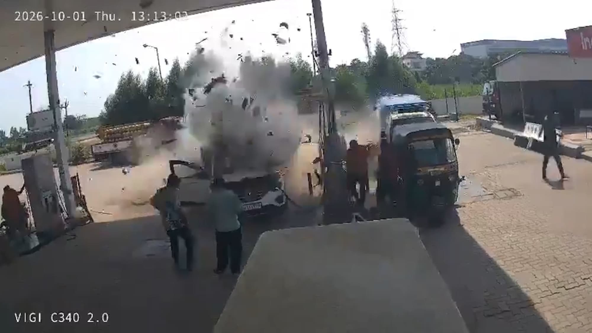 A car explodes during refuelling near Karjan, India, Oct.01,2026. Its gas tank reportedly burst. Note: Photo is a screenshot from a video. (Harrisons)