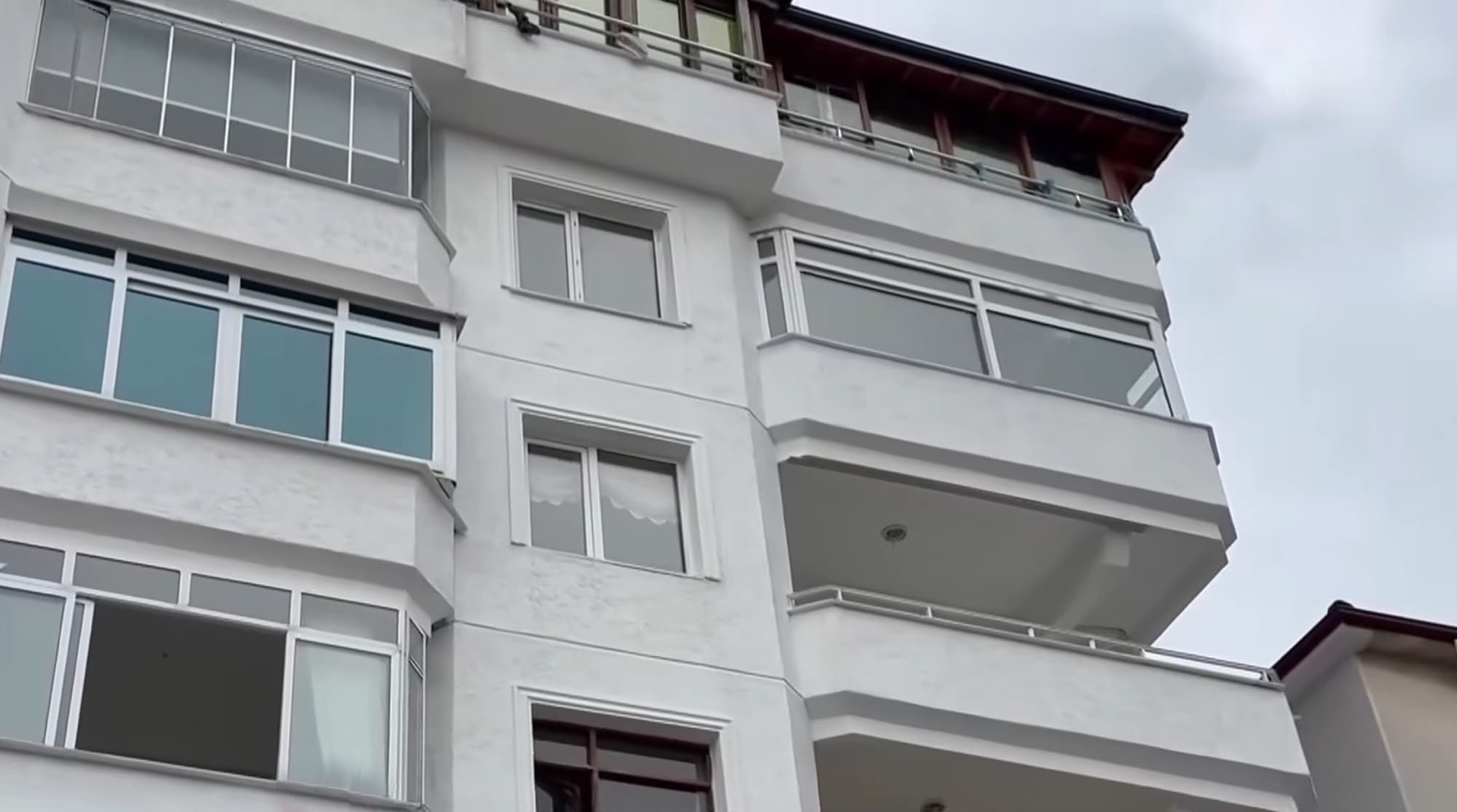 Picture shows the building where singer Gul Tut died, undated. Her daughter Tugyan Ulkem Gulter was arrested in Istanbul, Turkey. Note: Image is a screenshot from video. (Newsflash)