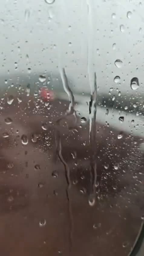 Picture show a plane that veered off the runway during landing in a muddy field at Cascavel Regional Airport, Brazil. The plane was carrying 145 passengers and six crew members. Note: Photo is a screenshot from a video. (Newsflash/NX)