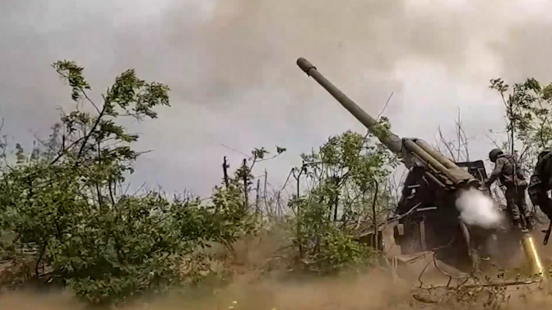 Russia Claims It Took Out Ukrainian Positions In Zaporizhzhia With Long-Range Artillery