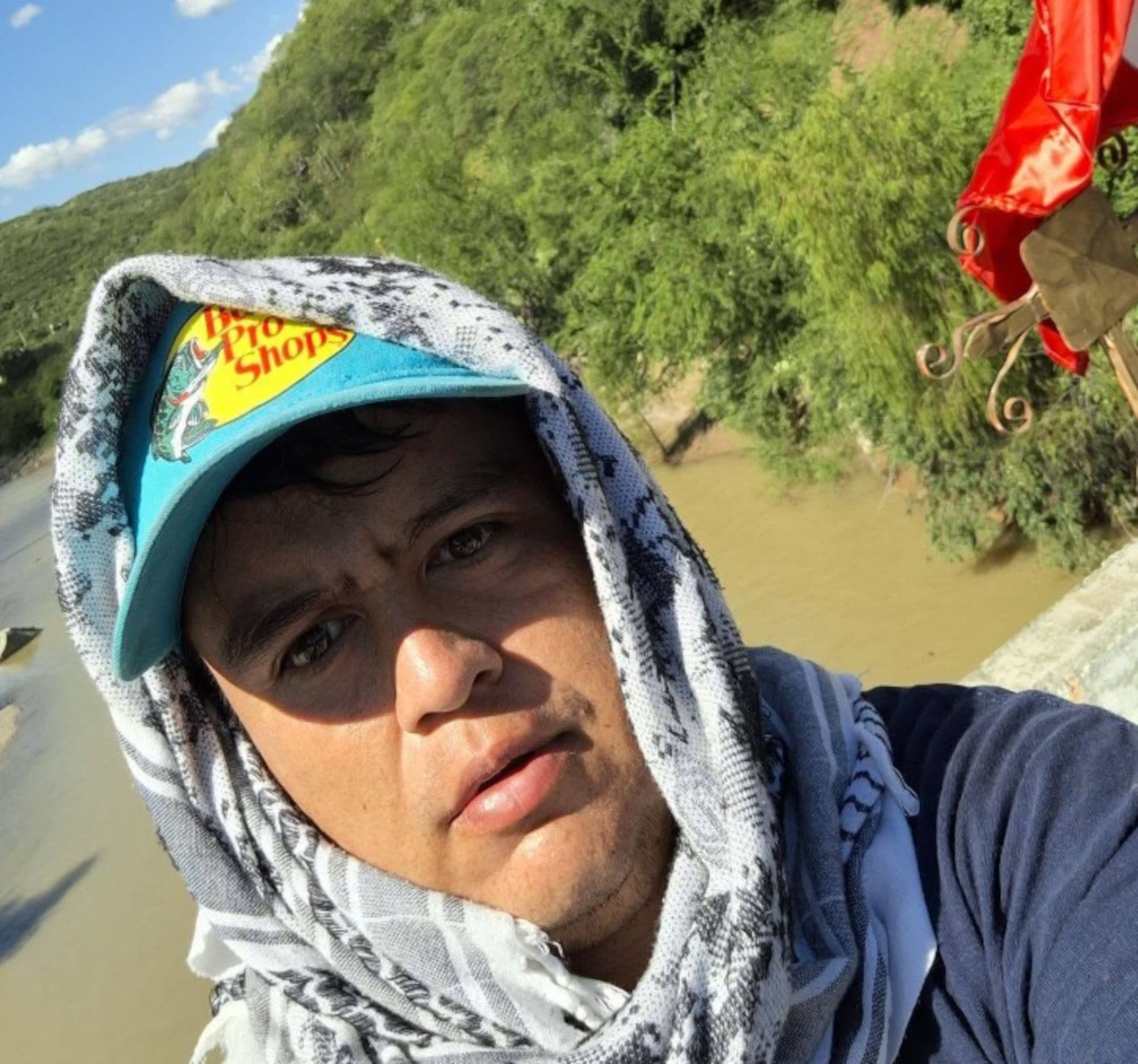 Photographer and content creator Ricardo Zuniga Rosas, 35, poses in undated photo. He was murdered on the night of Saturday, August 29, 2026, in Tehuitzingo, Mexico. Note: Private picture. (Newsflash/NX)