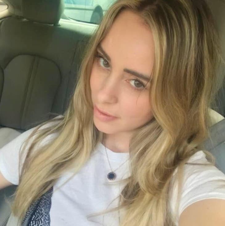 Andreia Vieira Gaspar, 51, poses in undated photo. She died after undergoing plastic surgery in Goiania, Brazil. Note: Private picture. (Newsflash/NX)