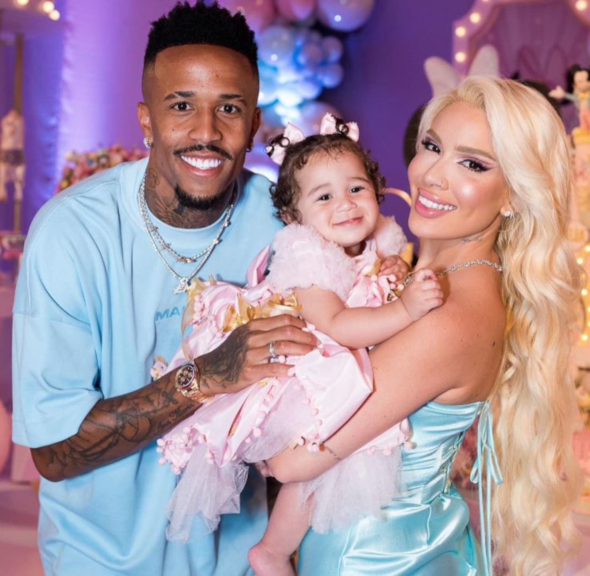 Eder Militao and Karoline Lima pose with their daughter Cecilia, undated. He broke his silence about the real reason he sued her. Note: Private photo taken from social media. (@iphonedaceci/Newsflash)